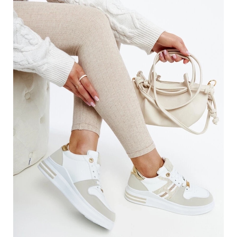 D/GMR Tenisi albi si bej pe platforma Negisti 2