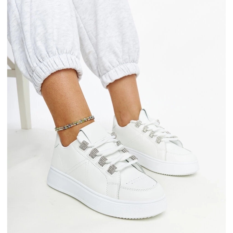 D/GMR Adidași albi cu talpă groasă Walida 2