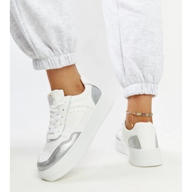 D/GMR Adidasi albi si argintii cu talpa Rumai groasa 2 D/GMR Adidasi albi si argintii cu talpa Rumai groasa 2