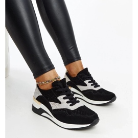 Adidași din piele neagră pe pană Manfrin negru 1