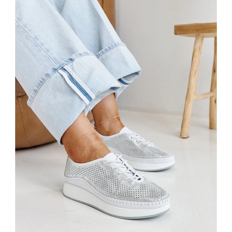 Tenisi din piele argintie pe platforma Amana 1