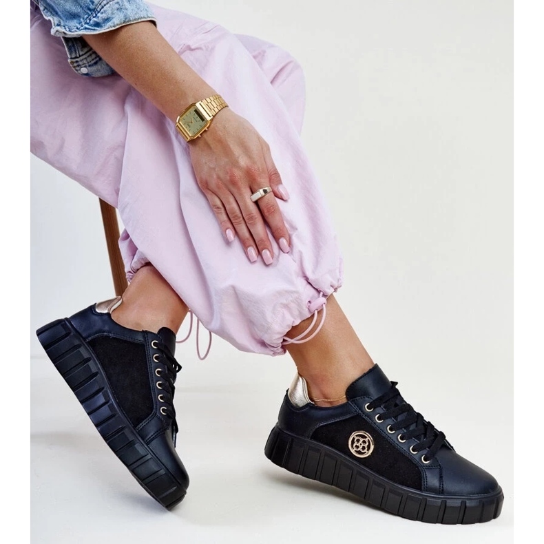 Adidași din piele neagră cu talpă Viera masivă negru 2 Adidași din piele neagră cu talpă Viera masivă negru 2