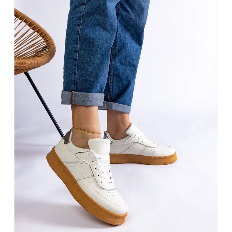 D/CEO Tenisi albi cu siret pe platforma Felicita 2