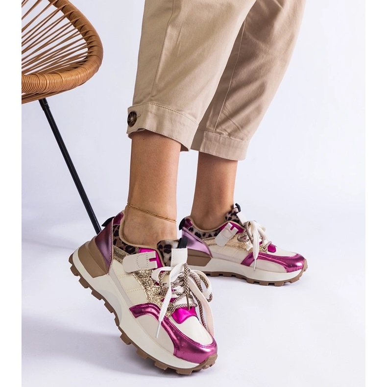 D/CEO Adidasi roz decorati cu un motiv animal Soria 2