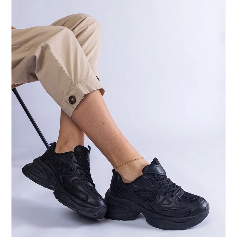 D/CEO Adidași negri pe masivul unic ADOMA negru 1