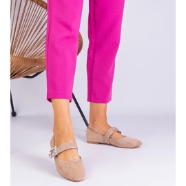 D/CEO Ballerine bej decorate cu o cataramă cu cristale Demetra 2 D/CEO Ballerine bej decorate cu o cataramă cu cristale Demetra 2