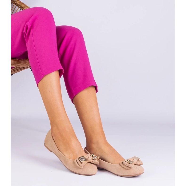 D/CEO Balerine clasice bej cu un arc de masol 1