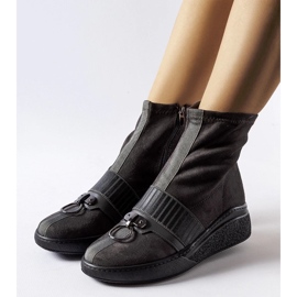 D/CEO Botine cu șosete gri de la Colonnata 2 D/CEO Botine cu șosete gri de la Colonnata 2