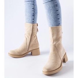 D/CEO Botine bej din piele de căprioară ecologică de la Agordino 1 D/CEO Botine bej din piele de căprioară ecologică de la Agordino 1