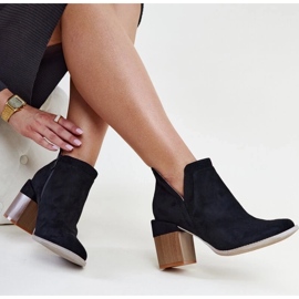 D/CEO Cizme negre izolatoare asimetrice cu bloc Vanja negru 2 D/CEO Cizme negre izolatoare asimetrice cu bloc Vanja negru 2