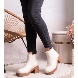 D/CEO Botine bej de la Lidea 3