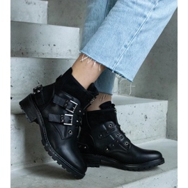 D/CEO Botine negre decorate cu capse cu toc plat de la Neffa negru 2