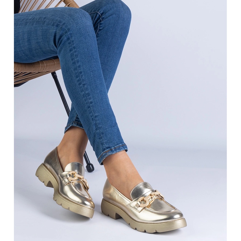Pantofi Golden Classic cu decor auriu de aur 1 Pantofi Golden Classic cu decor auriu de aur 1