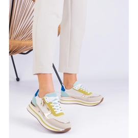 D/CEO Adidași cu sport verde pe platformă cu insertul auriu al lui Isolde 2