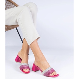 Flip -uri elegante roz pe stâlp cu zircoane 1