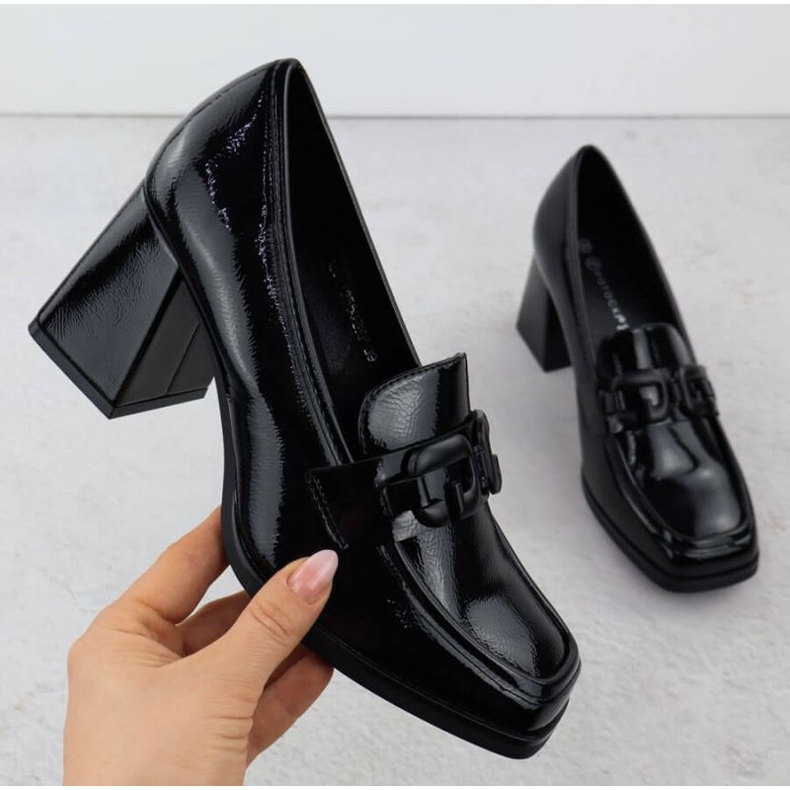 Pantofi pe postul Potocki SZ12553 cu un decor negru 1 Pantofi pe postul Potocki SZ12553 cu un decor negru 1