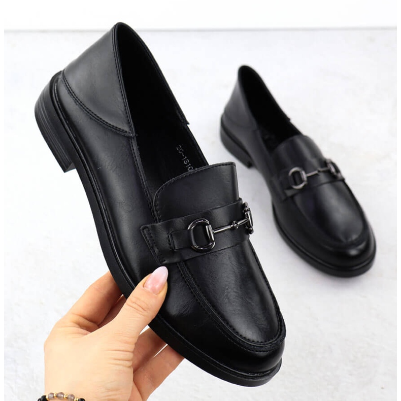 Pantofi din piele pentru femei confortabile Black Vinceza 18107 Loafers negru 1