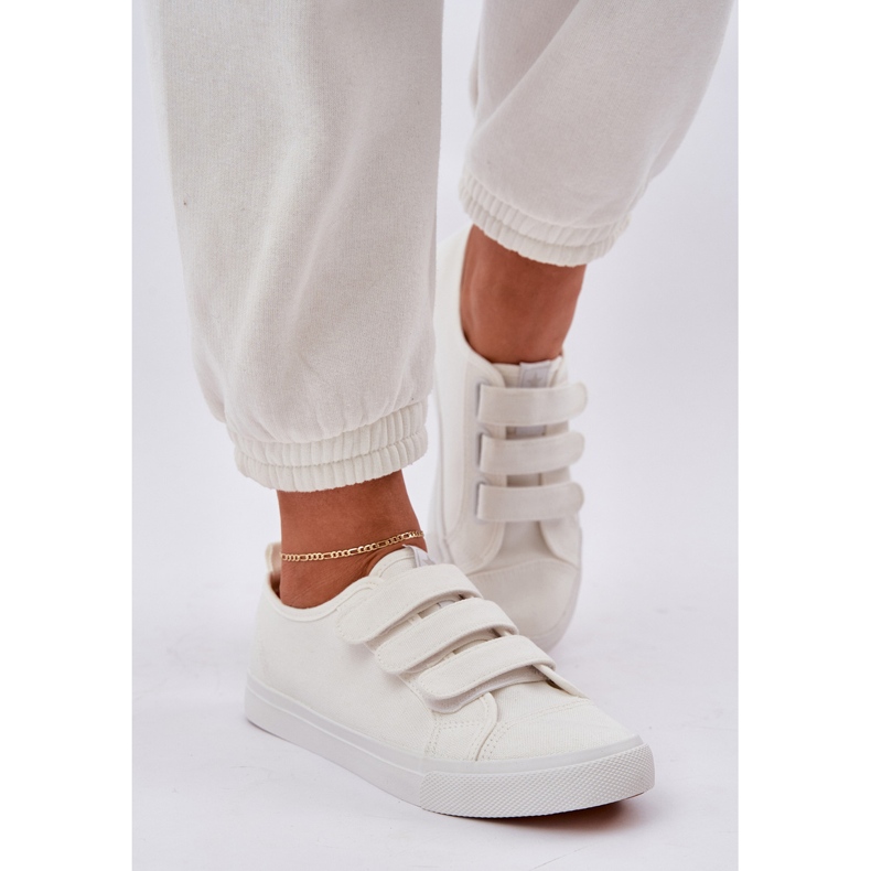 Adidatori cu Velcro cu tineret alb 1 Adidatori cu Velcro cu tineret alb 1