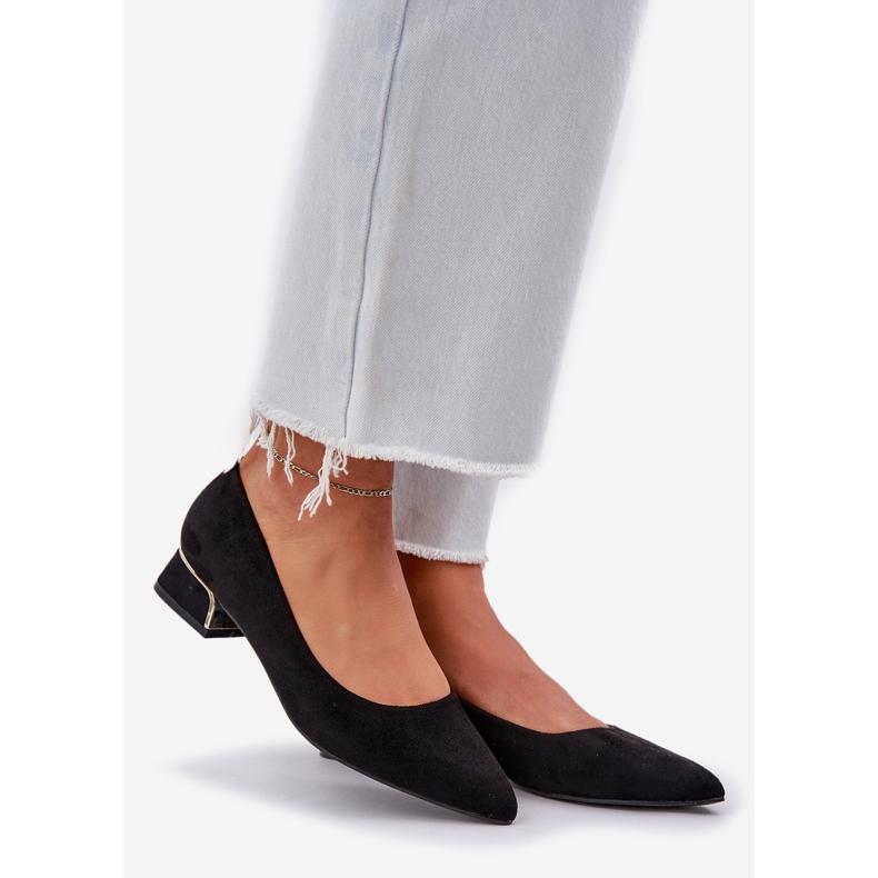 Pompe cu tocuri joase și degetele de la picioarele îndreptate negre negru 1 Pompe cu tocuri joase și degetele de la picioarele îndreptate negre negru 1