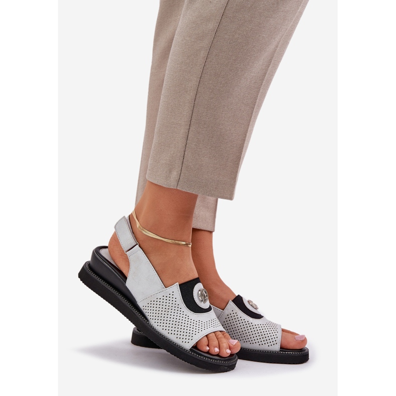 Jezzi Sandale pentru femei pe o pană de argint cu ornament 1