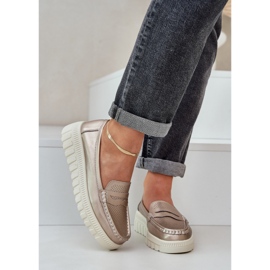 Plăcile din piele deschisă pentru femei pe platformă și pene de șampanie de aur 2