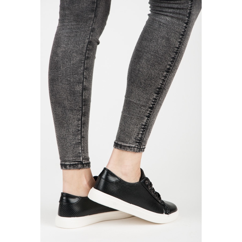 Adidași ajurati negru 1