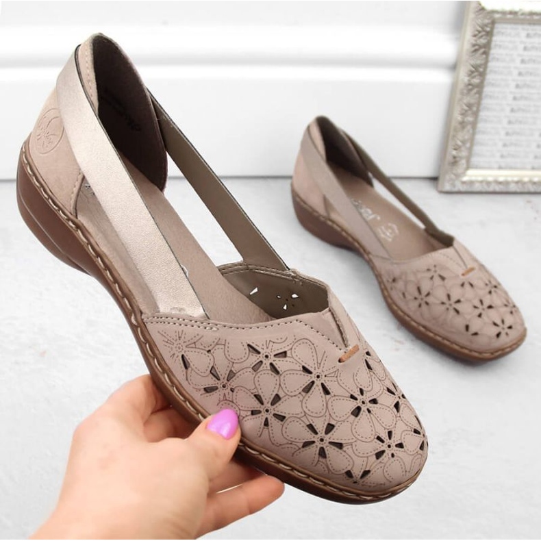 Pantofi confortabili din piele Rieker W RKR442C, bej 2