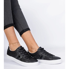 Adidași negri cu un motiv de animal decorat cu sclipici negru 2