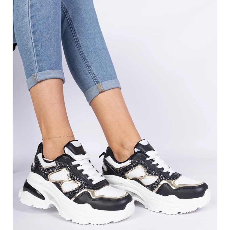 Adidatoarele de femei negre decorate cu sclipici negru 1