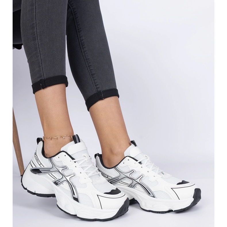 Adidași de damă negre cu talpă masivă alb 2 Adidași de damă negre cu talpă masivă alb 2