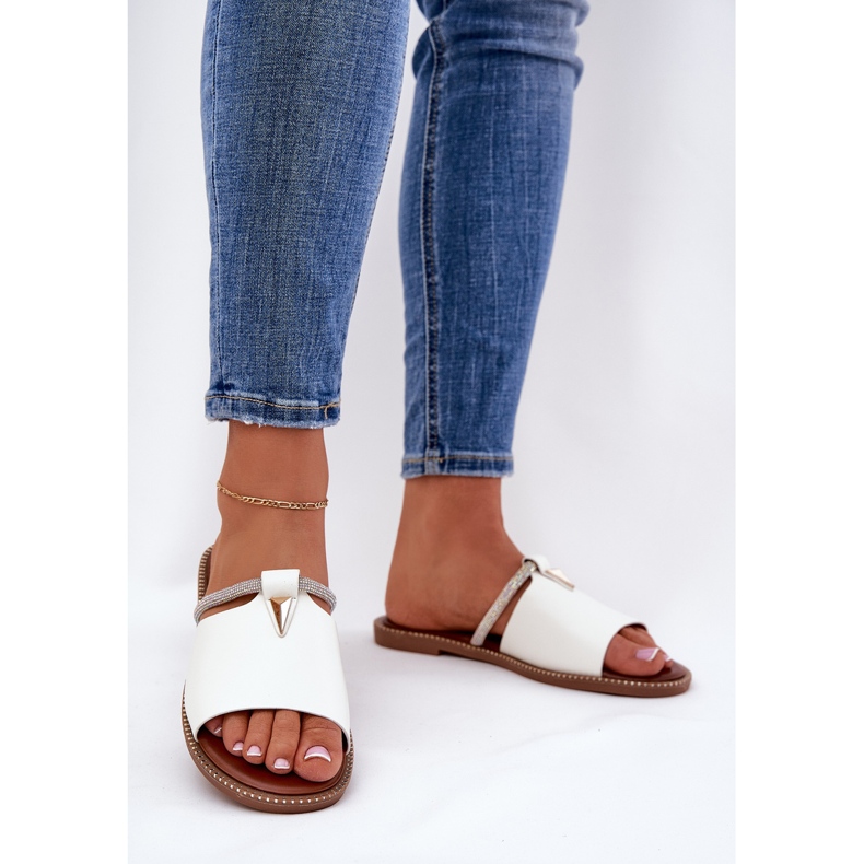 Flip -flop -uri din piele eco cu o curea decorativă cu o curea decorativă alb 2