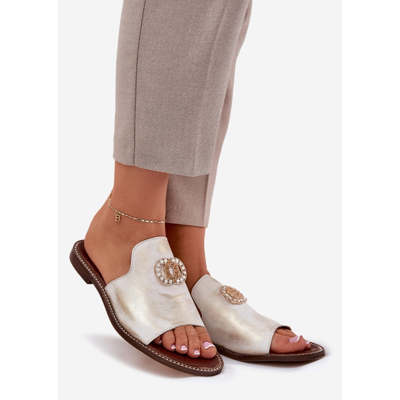 Zazoo Flip -flops pentru femei elegante din piele cu un zloty Zloty Zloty, șters de aur 1