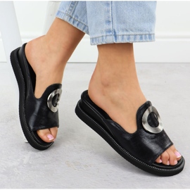 Flip -flops pentru femei pe panouri joase M. Daszyński negru 4