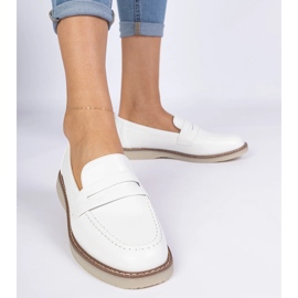 Mocasini clasici de dama albi 1
