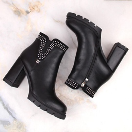 Botine izolate cu toc inalt cu nituri, Filippo W PAW495, negre negru 10