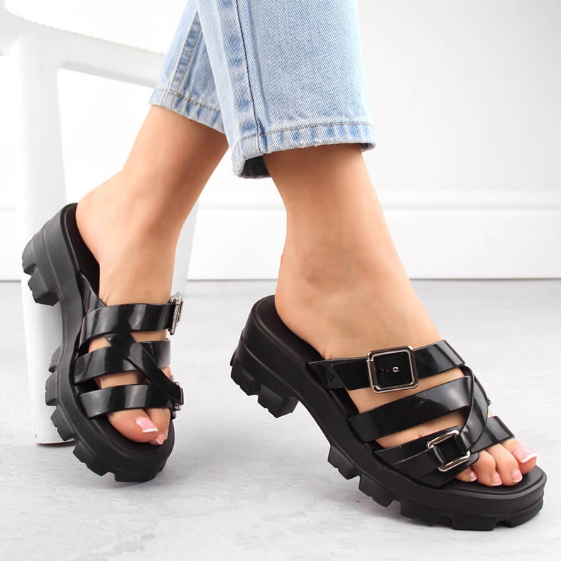 Șlapi negri cu toc înalt, confortabili, parfumați, pentru femei Zaxy NN285043 negru 1 Șlapi negri cu toc înalt, confortabili, parfumați, pentru femei Zaxy NN285043 negru 1
