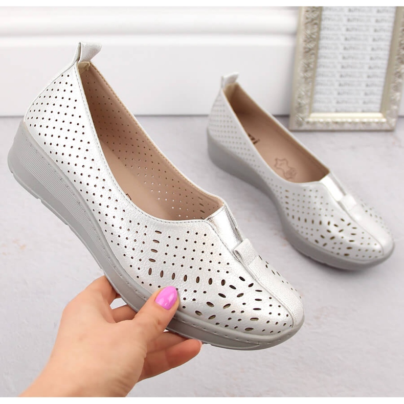 Pantofi slip-on argintii ajurati de dama Jezzi RMR1840-13 1