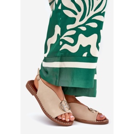 Sandale elegante plate cu decorare bej 1 Sandale elegante plate cu decorare bej 1