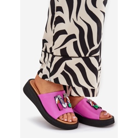 Vinceza Flip -flops din piele pentru femei cu un ornament al Fuchsia roz 1