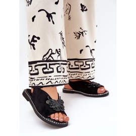 Jezzi Sandale pentru femei cu o flatară cu o decorare neagră negru 2 Jezzi Sandale pentru femei cu o flatară cu o decorare neagră negru 2