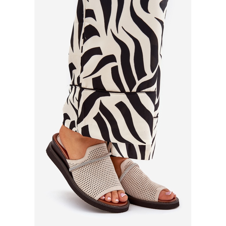 Jezzi Pâinea femeilor cu o curea decorativă bej 1 Jezzi Pâinea femeilor cu o curea decorativă bej 1