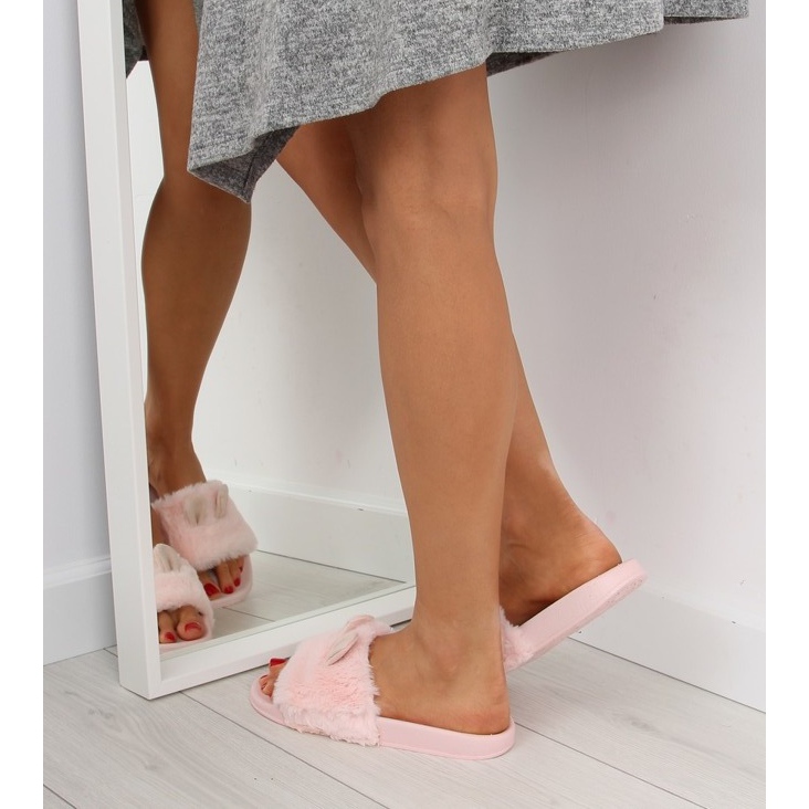 Papuci de blana cu urechi roz LS-02 roz 2