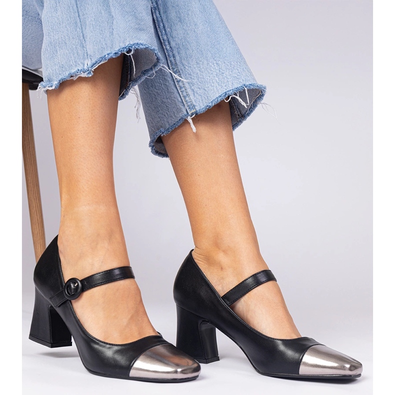 Pompe de femei negre cu un vârf argintiu negru 2