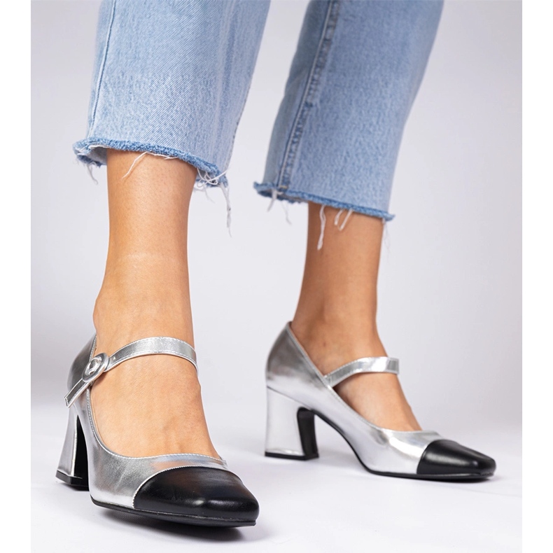 Pompe de femei din argint cu nas negru 2