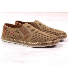 Pantofi slip-on pentru bărbați din piele ajurata bej Rieker B5297-64 1