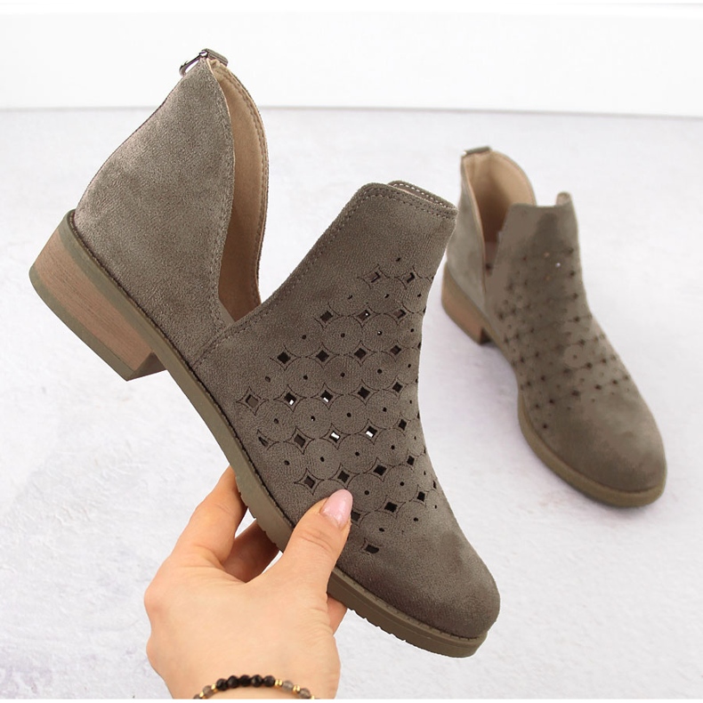 M. DASZYŃSKI Cizme de damă ajurate din piele intoarsa maro M.Daszyński SA62-102 1