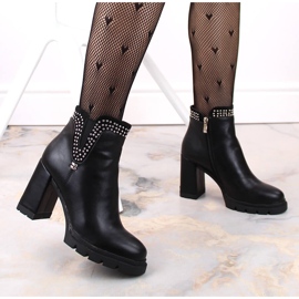 Botine de damă cu toc înalt și nituri negre izolate, Filippo DBT4838 negru 6