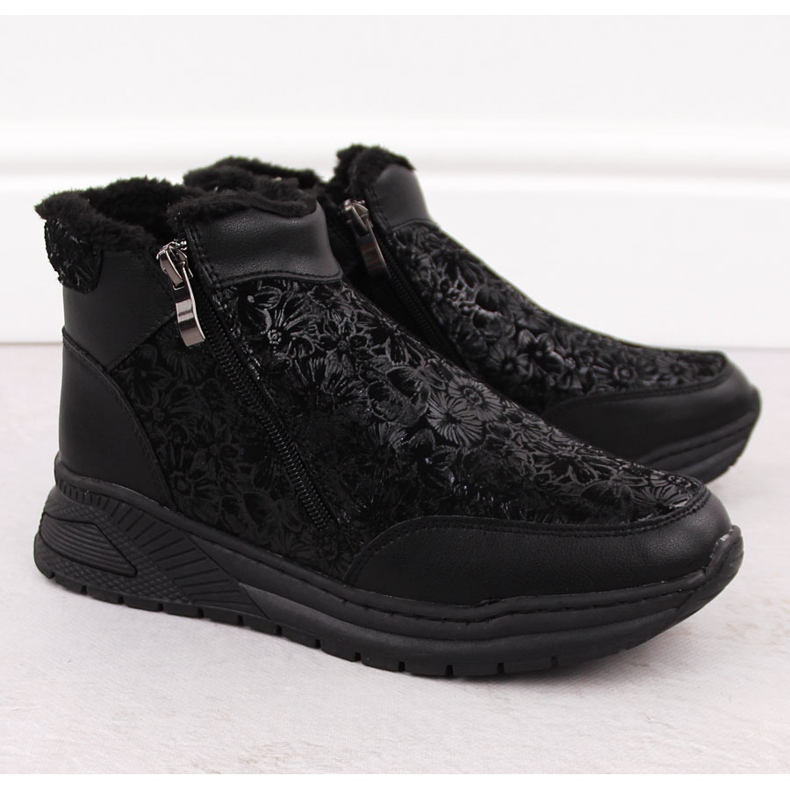 Botine de dama neagra din piele cu flori T.Sokolski Z24-329 negru 2