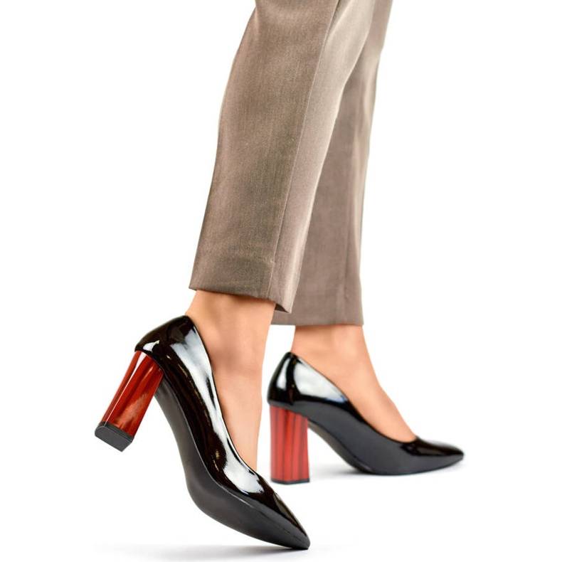 Pompe înalte, roșii, lavete, negri GD-FL486B-B negru 2