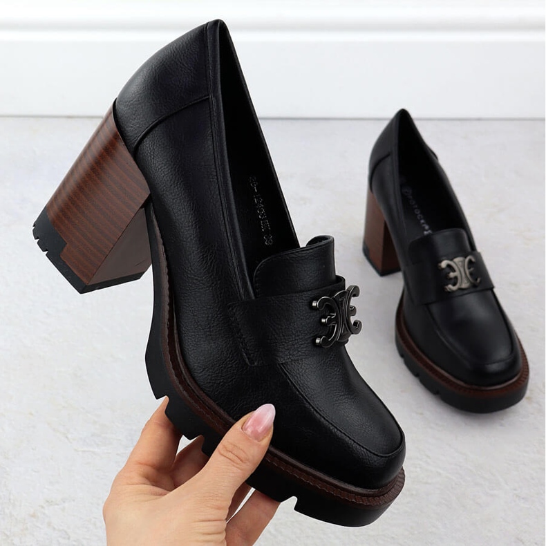 Încălțăminte pentru femei pe postul de Potocki negru cu decorare SZ12403 1